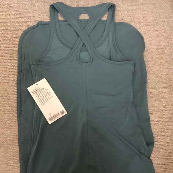 Lululemon dress - Picture 2 of 6